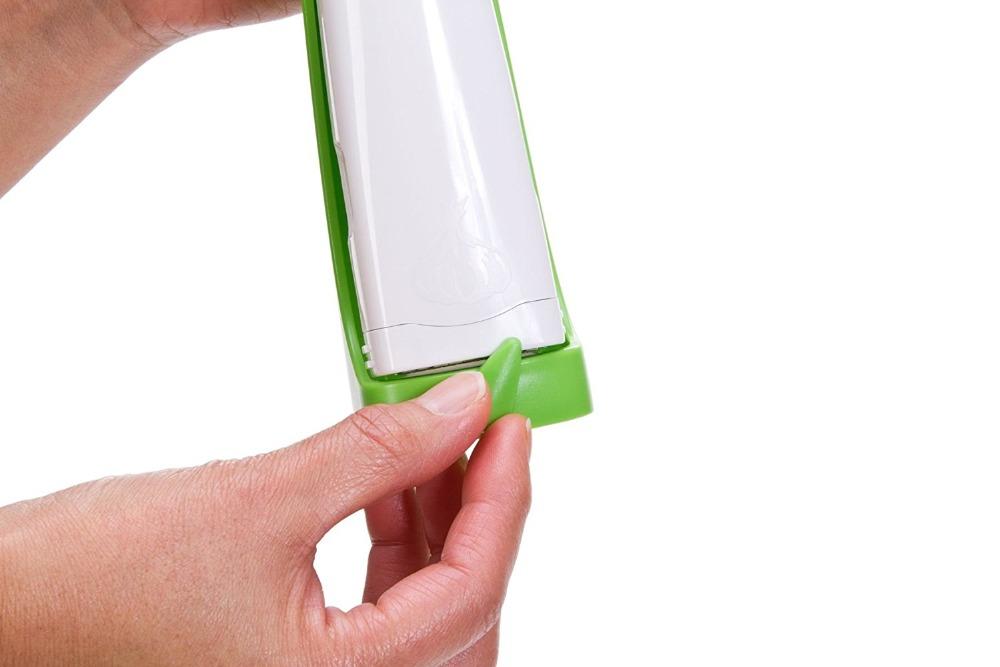 Magic Garlic Cube Press